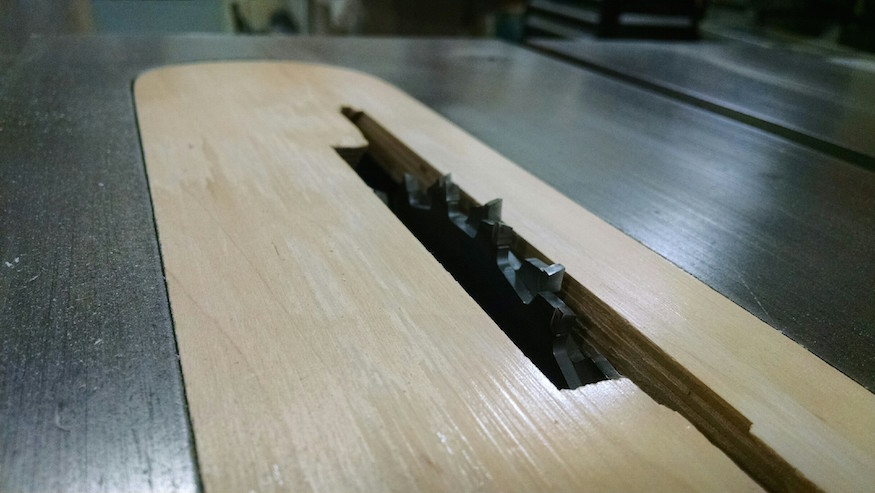 table saw closeup