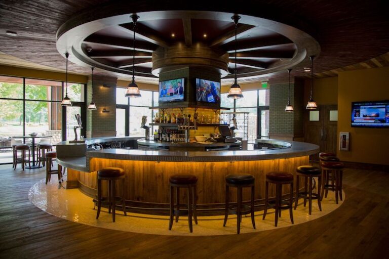 The circular bar at SentryWorld Golf Course